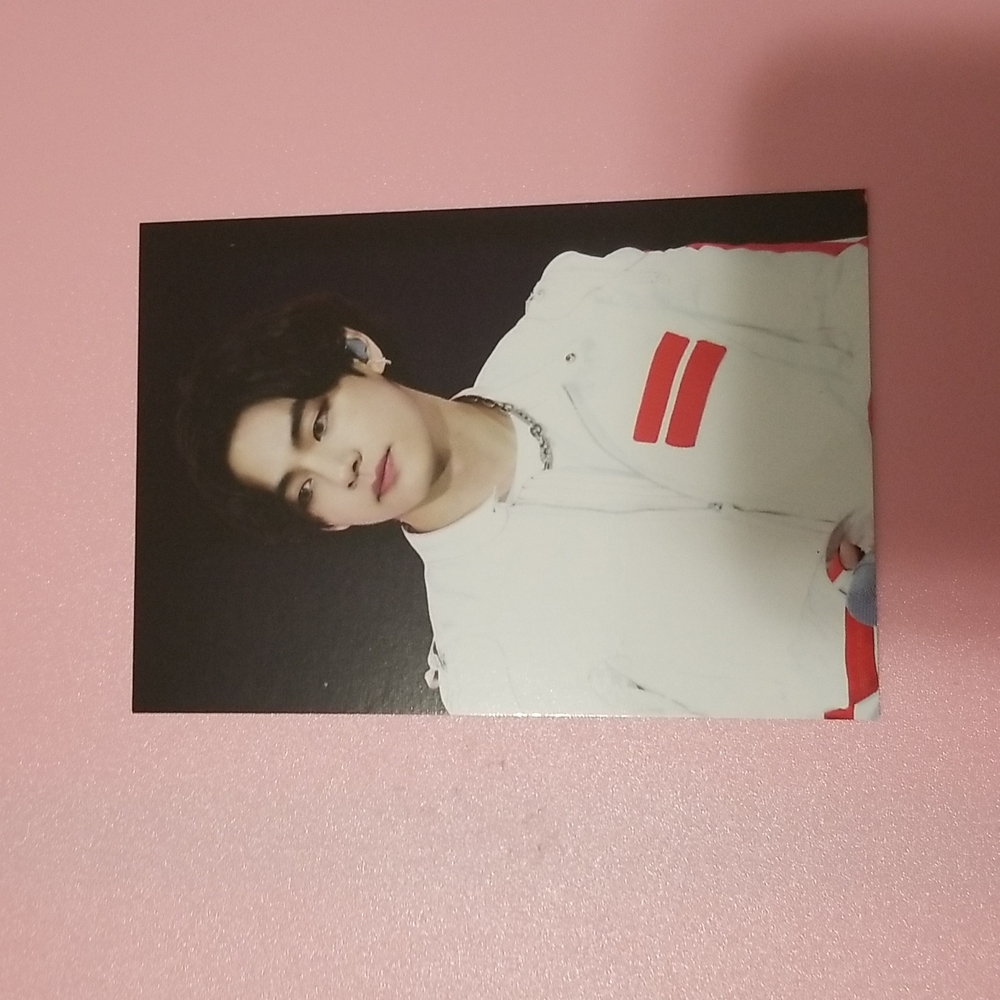 Hybe Insight BTS V Permission to Dance photocard